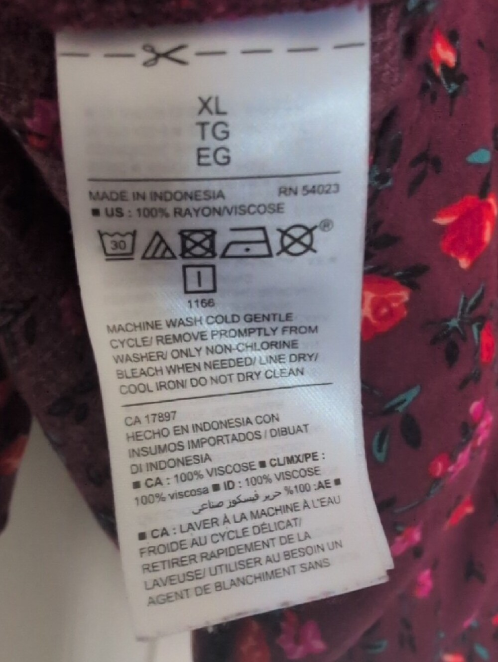 Old Navy Maroon Floral V-Neck Blouse - Picture 6 of 6